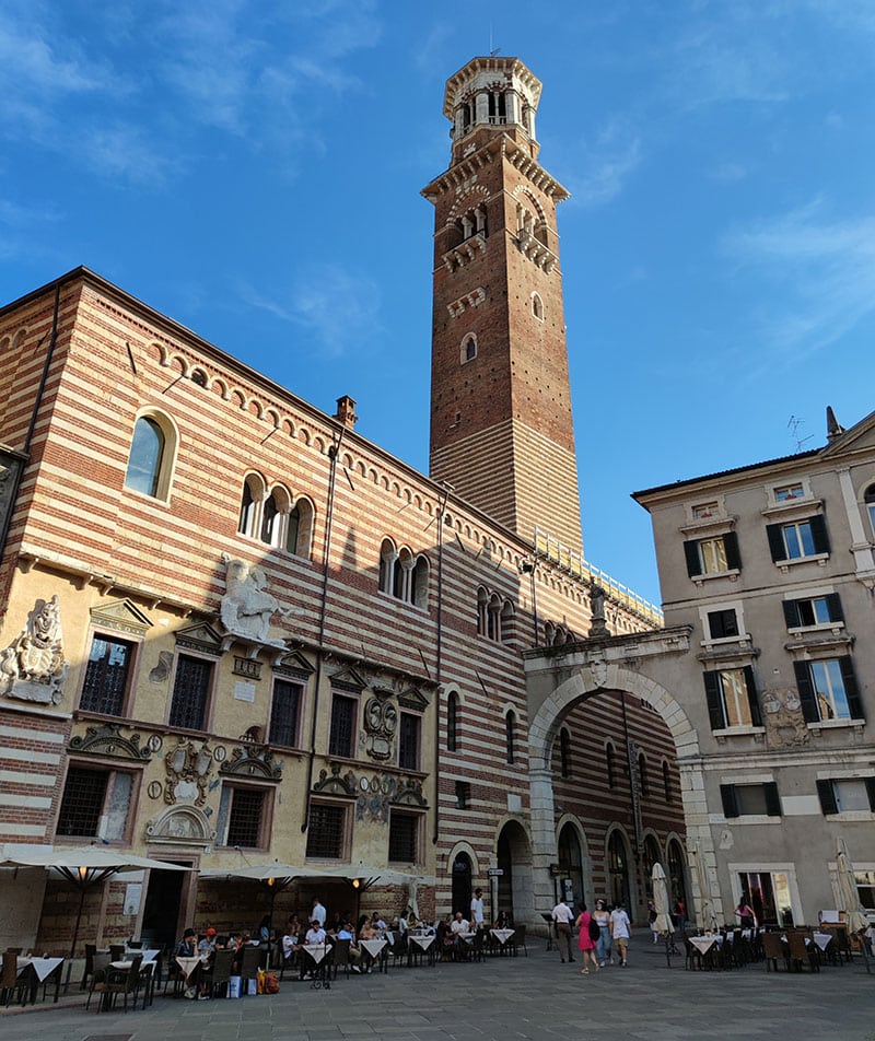 Bezienswaardigheden in Verona - Piazza dei Erbe