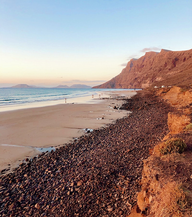 Bezoek het ruige landschap van Lanzarote. Photocredits to famara-marmiesse