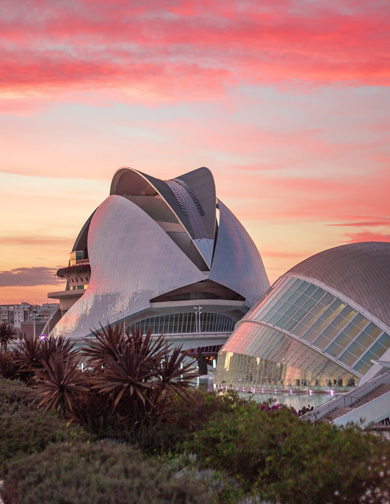 Geniet van een zonvakantie in Valencia. Photocredits to will-araya