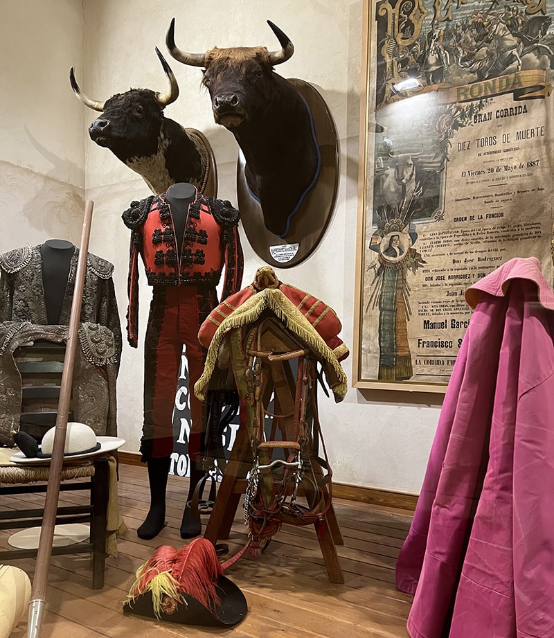 Leer meer over de geschiedenis van stierenvechten in het museum bij Plaza de Toros, Ronda