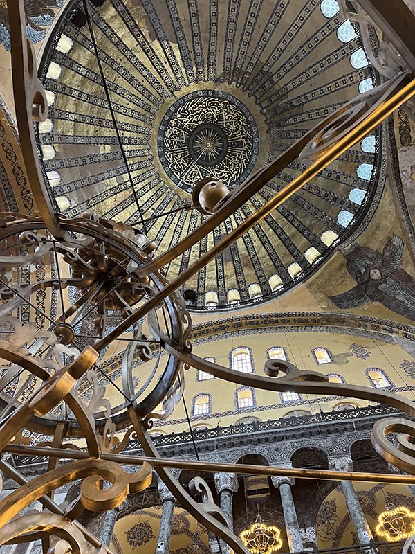 De binnenkant van de Hagia Sophia in Istanbul