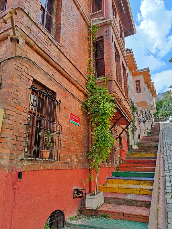 Wijk Istanbul - Balat en Fenet - De kleurrijke trappen uit de wijk