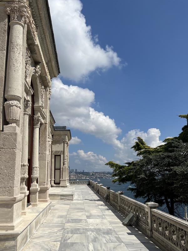 Vanaf het Topkapi Paleis heb je een prachtig uitzicht over de Bosporus en de Gouden Hoorn