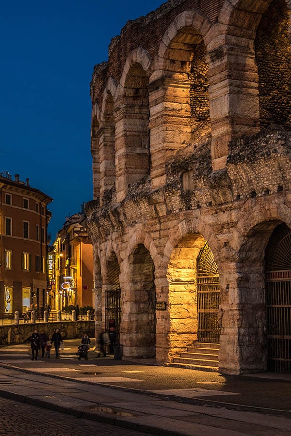 Bezoek de Arena van Verona - een van de mooiste bezienswaardigheden - Photocredits to gaspar Ferenc